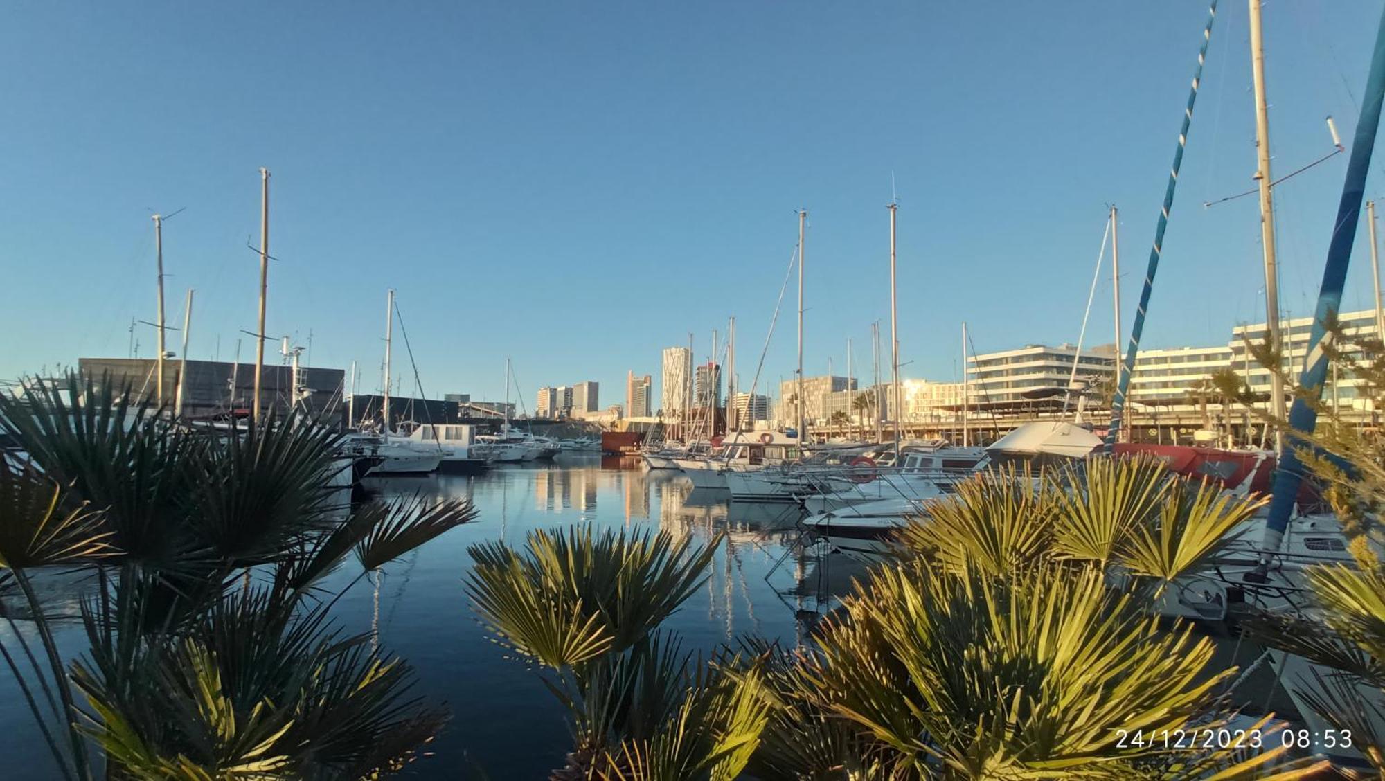 Barcelona Boat Experience Botel Sant Adria de Besos